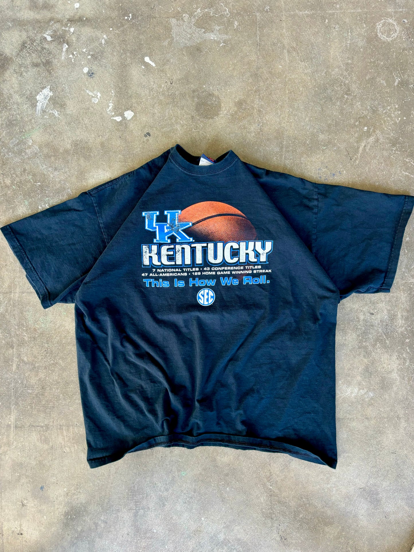 ‘90s Kentucky Basketball Tee XL