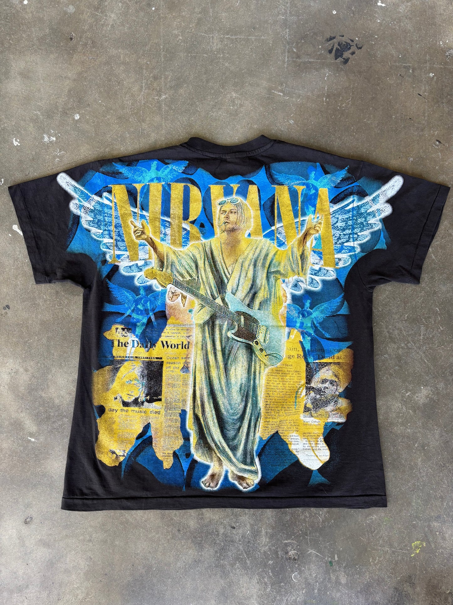 ‘90s Nirvana AOP Graphic Tee XL