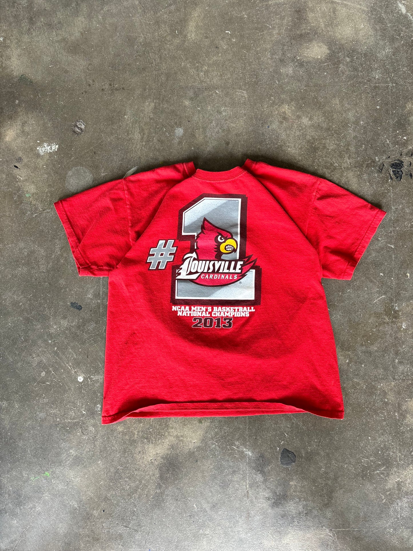 2013 Louisville Basketball Tee Small