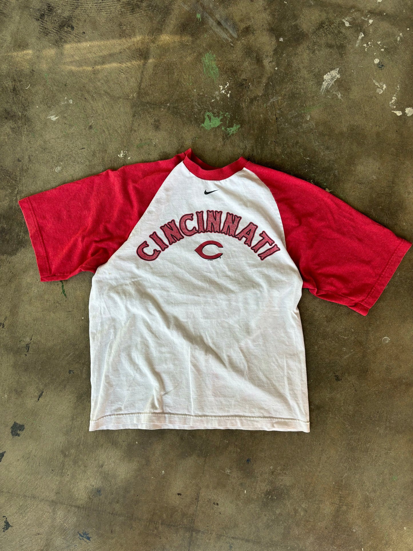 ‘00s Cincinnati Reds Nike Center Swoosh Tee Medium