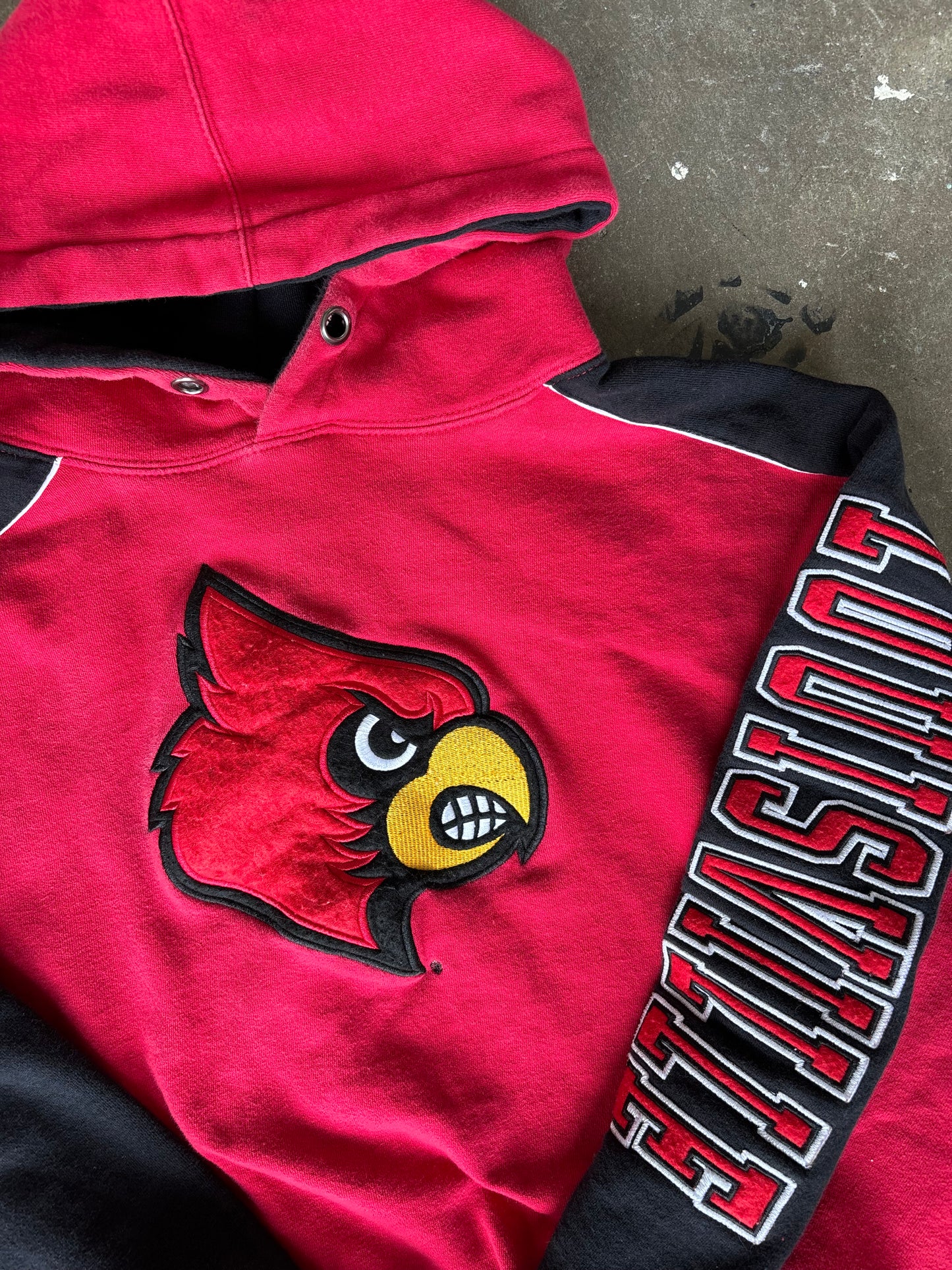 ‘00s Louisville Hoodie Large