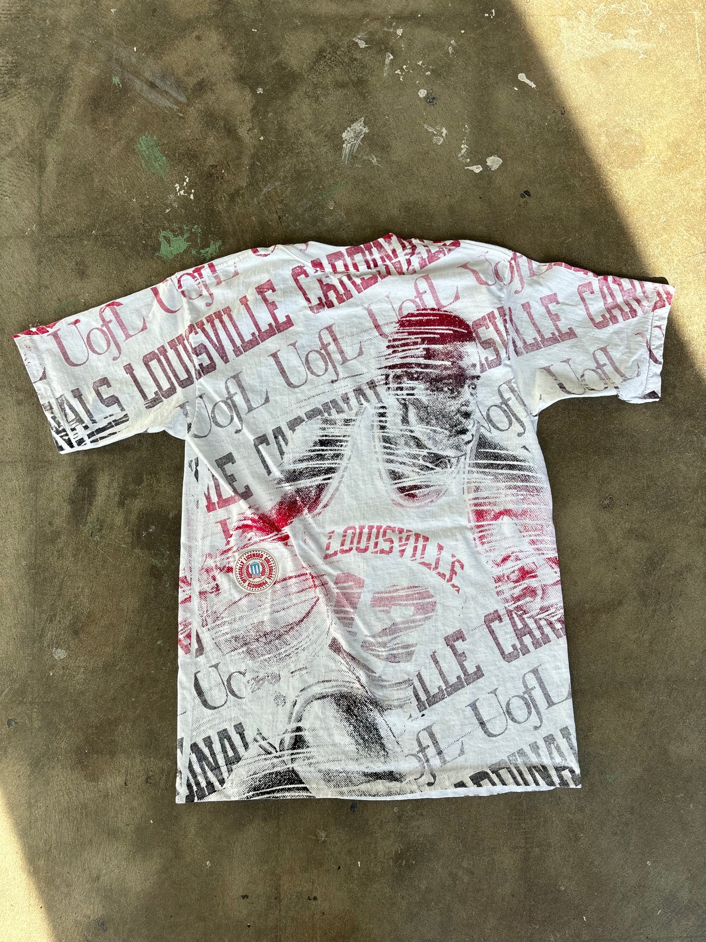 *New* ‘90s Louisville Basketball AOP Graphic Tee Large