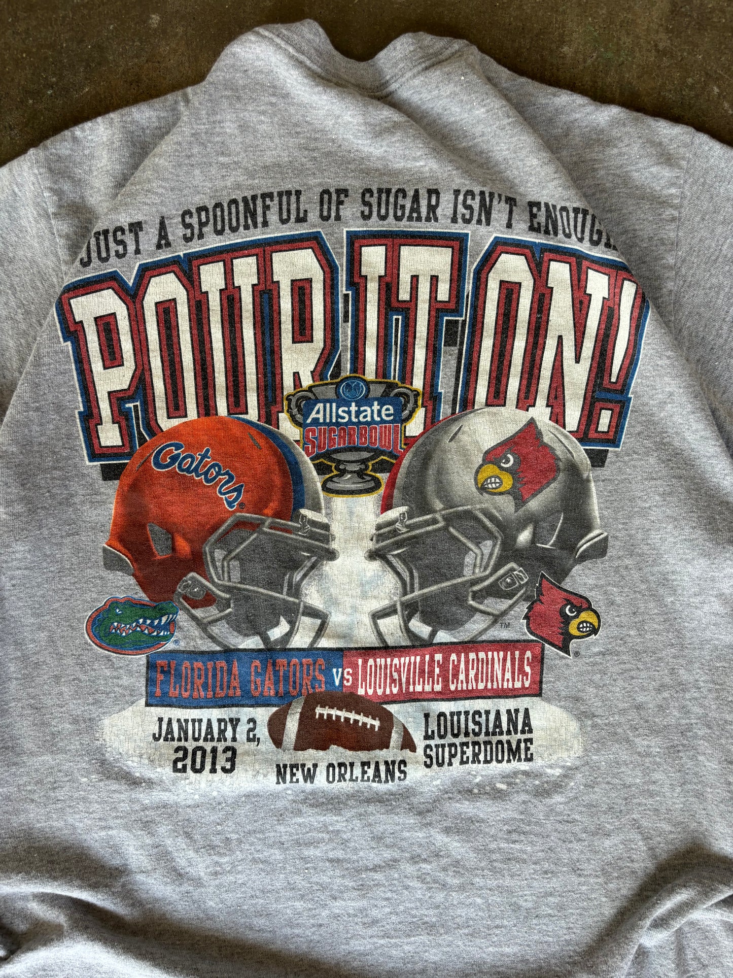 2013 Louisville Football Tee Medium