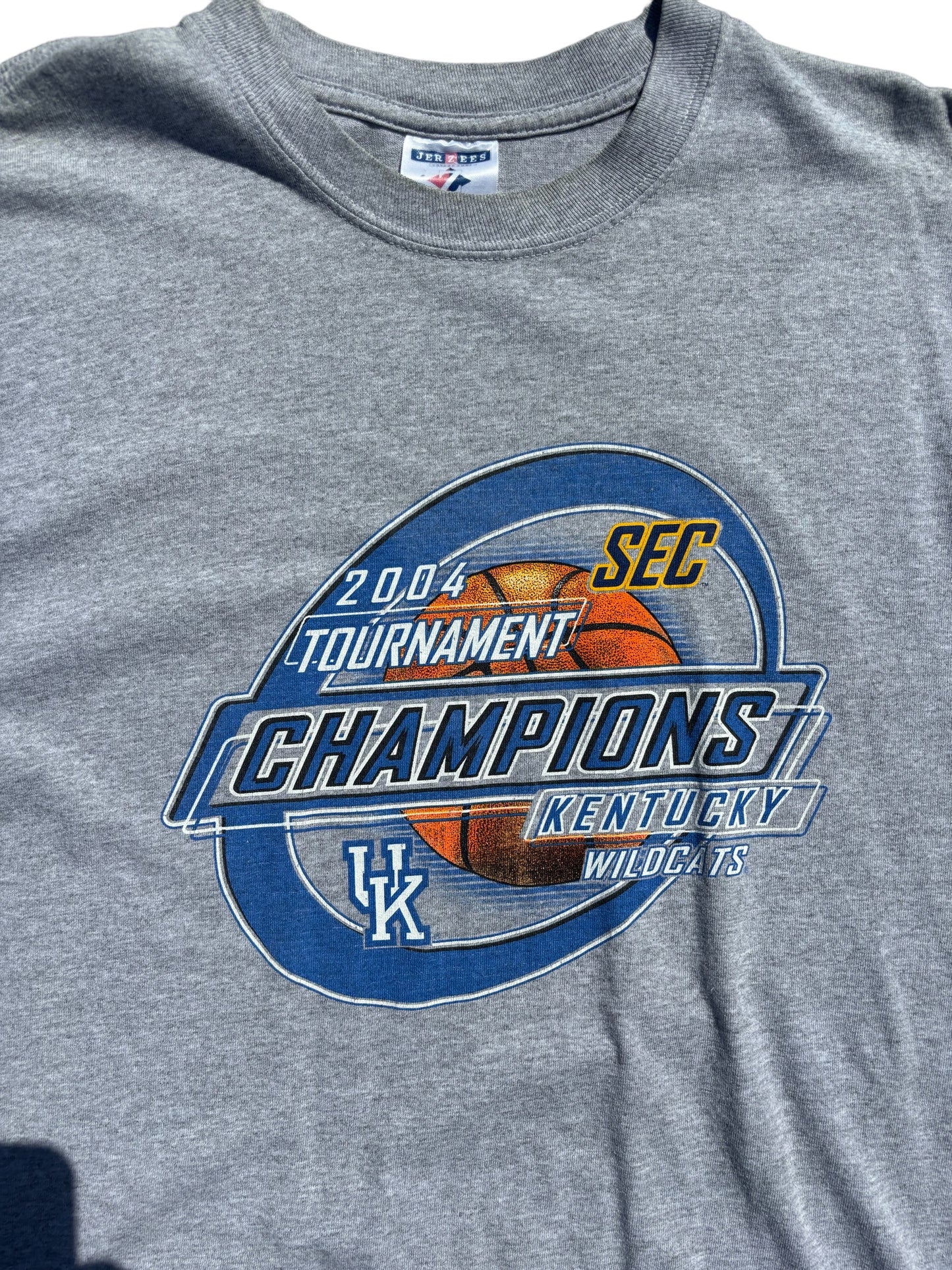 2004 Kentucky Basketball Tee Large