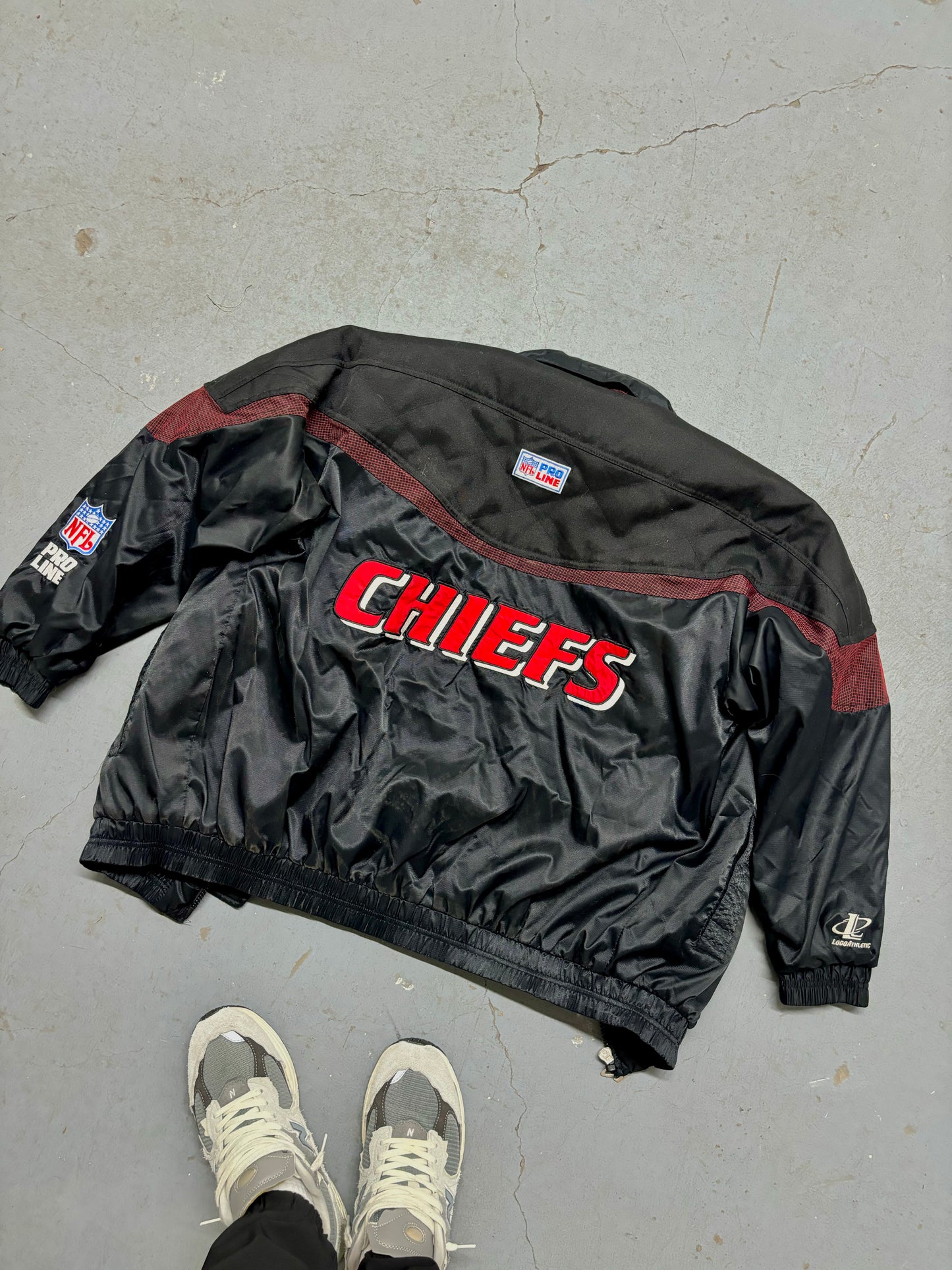 Vintage ‘90s Kansas City Chiefs Pro Line Starter Jacket Large