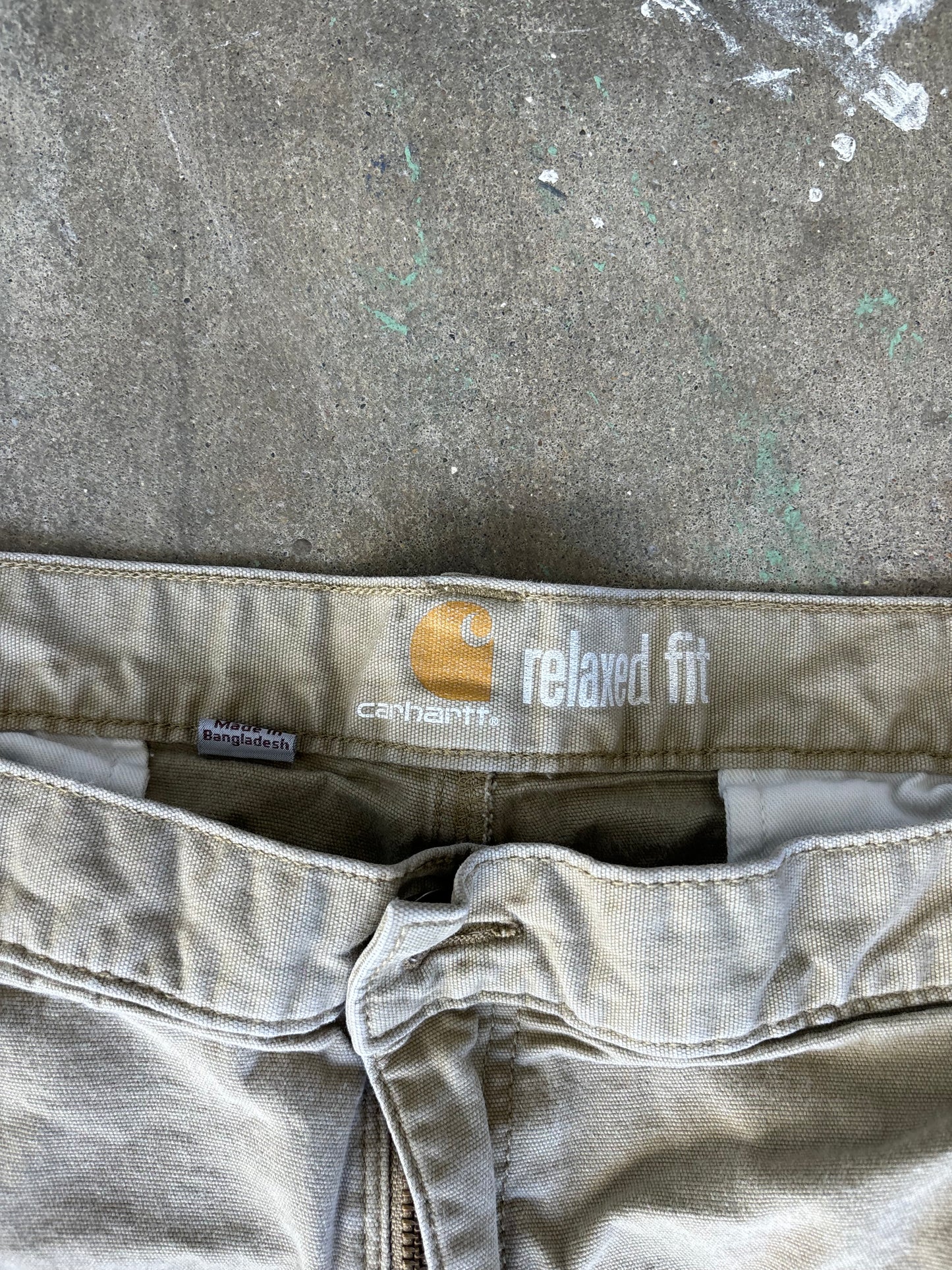 Carhartt carpenter shorts Large