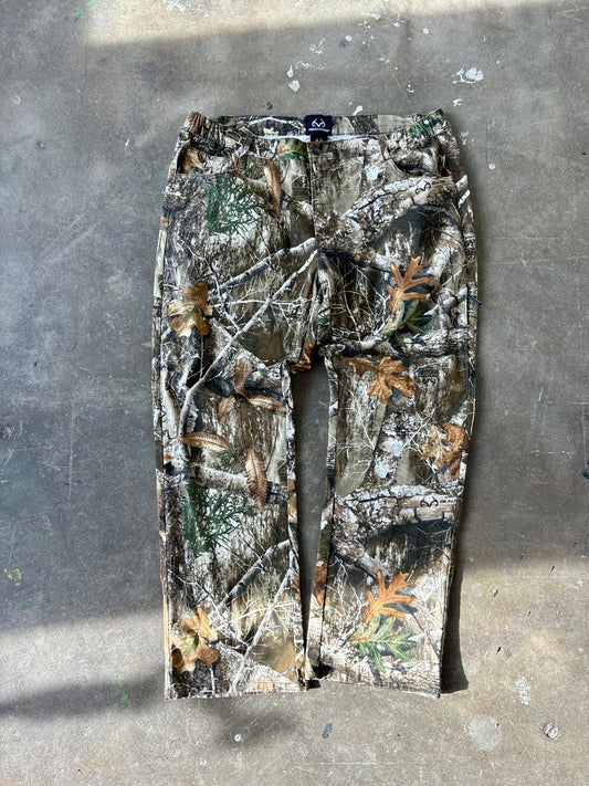 Realtree Camo Pants Large