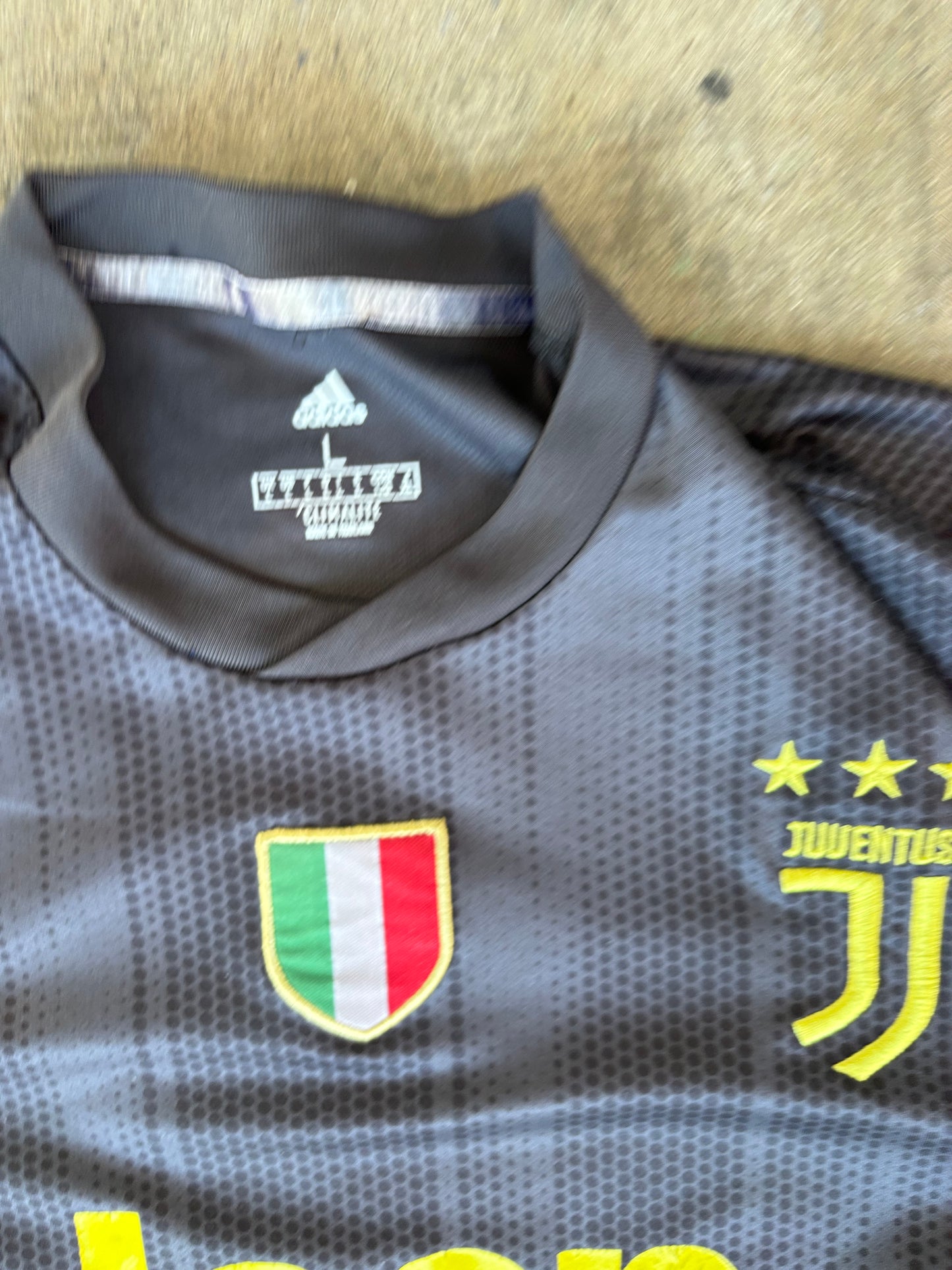 Ronaldo Adidas Juventus Kit Large