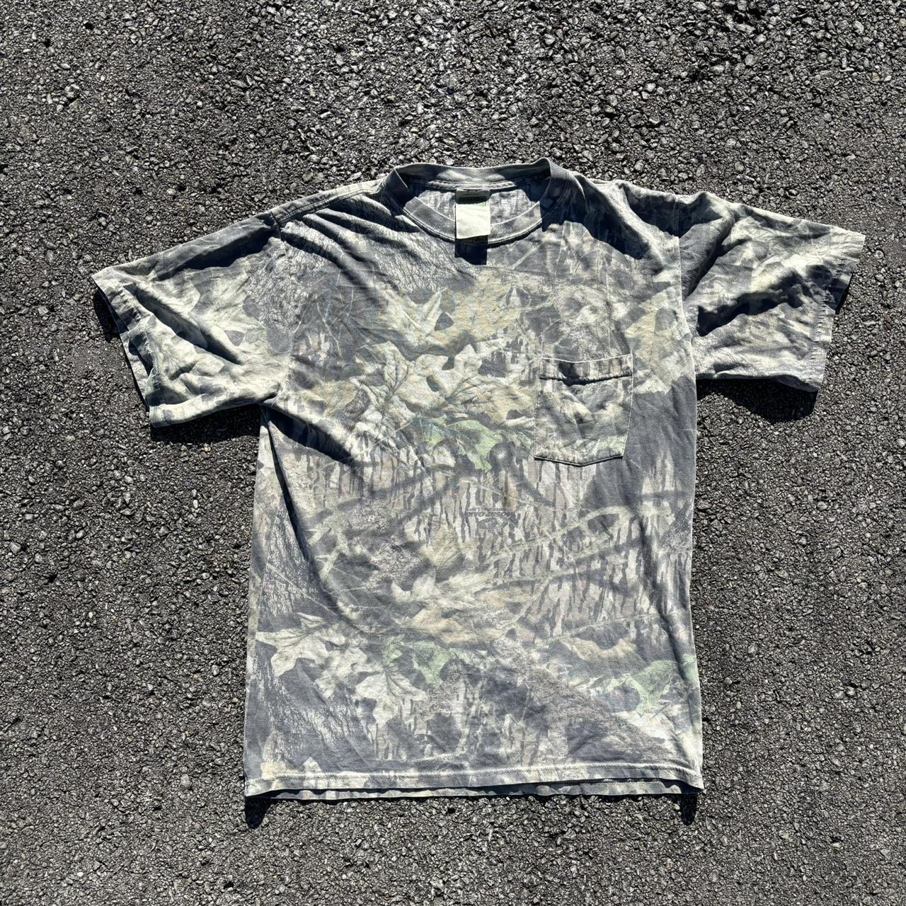 Vintage Mossy Oak Camo Tee Large